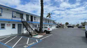 Sunny Sands Inn - Image 4