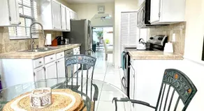 Perfect Jupiter Vacation House with Private Pool - Image 4
