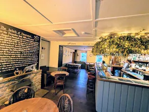 Three Horseshoes Inn - Image 3