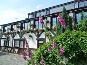 The White House Inn - Image 2