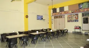 Rajbhoj Hotel & Restaurant - Image 4