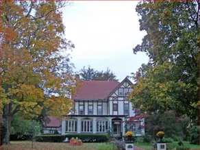 Vintage Gardens Bed & Breakfast - Image 5