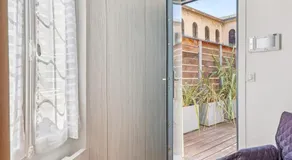 Cozy studio & private terrace - Image 5