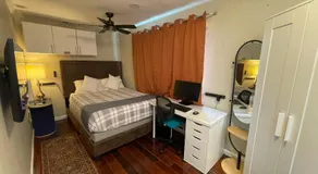Room R1 with tempurpedic mattress and top facilities - Image 2