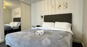 Luxury Studio Apartment Birmingham - Image 2
