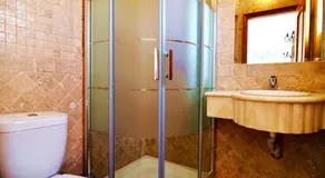 Elegant villa with sea view in Loulé + private pool - Image 2