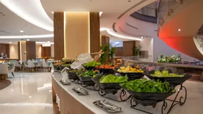 Peninsula Worth Hotel - Image 4
