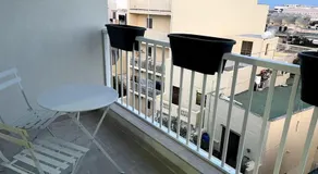 Sunnyside Penthouse - Image 4