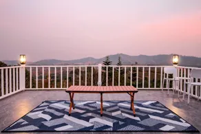 Serene Khaokho - Image 4