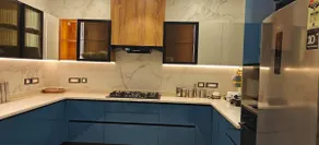 Harmony Suites South Delhi GK2 with lift 3 BHK Private Apartment - Image 5