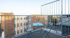 B-Hotel - Image 4