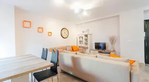 Wide And Diaphanous 3bd 2bth Alcazar - Image 3