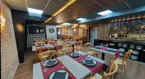Hotel SPA GBC Avenida Pontevedra - Image 2