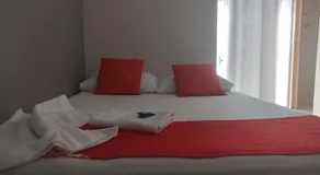 Hotel Central - Image 2