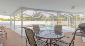 Sea Salt Retreat Bradenton Pool Accueil - Image 4