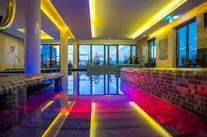 Castellum Hotel Hollókő - Image 5