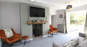 Country Retreat - Image 2