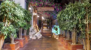 Endglory Hotel - Image 4