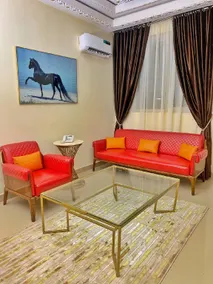 Double D Luxury Apartments - Image 4