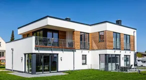 Hangar 19 Luxusapartment mit Sauna, Kamin und Seeblick H4W3 - Image 3
