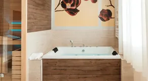 Wine & Wellness - Image 3