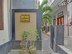 OYO 91326 Two Mades Guest House - Image 5