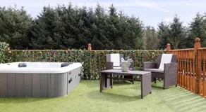 JOIVY Greenknowes Cottage with Hot Tub & Fireplace - Image 5
