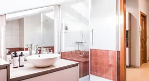 Apartamento Cuatro Caminos - Image 2