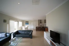 The Currawong, Pet Friendly, Families - Image 2