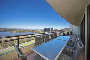 BreakFree Capital Tower Apartments - Image 4