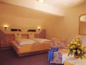 Hotel Alpenfriede - Image 4