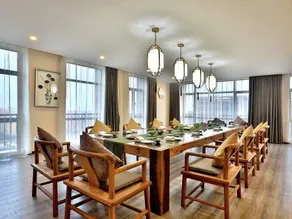 Oriental Hotel - Image 3