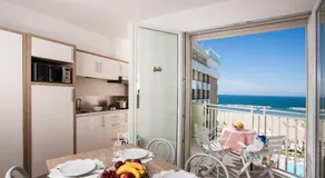 Beach Residence - Image 4