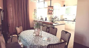 Fantastico appartamento accogliente e familiare con giardino - Image 4