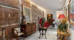 Queen's House Chueca Madrid - Image 4