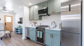 Downtown Bungalow -Duplex - EV Charger - Image 4