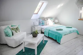 Comfortable holiday home with a private garden - Image 5