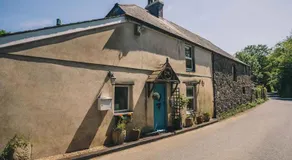 Coachman's Cottage B & B - Image 5