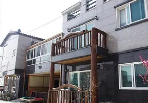 Ulsan Pension in the Forest - Image 4