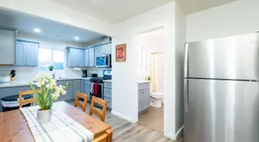 Foothills LA family friendly house - Image 5
