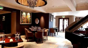 The Mansefield Hotel - Image 2