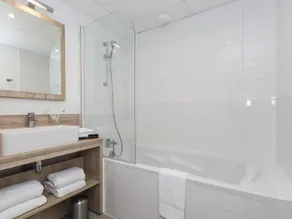 Nice apartment in local style on the island of Ile de Ré - Image 2