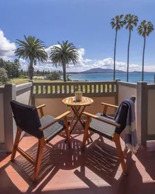 Bermagui Beach Hotel - Image 2