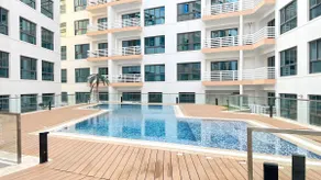 1BHK Near Airport, Pool, Parking - Image 3