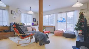 Snow Elephant - Image 2