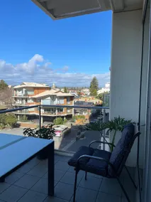 Glenelg resort style beachside apartment - Image 5