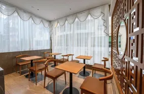 Licheng Borui Hotel (Guangzhou Tapazhou Convention and Exhibition Center) - Image 5