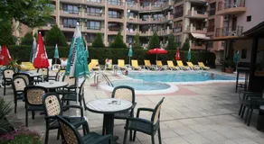Friends Family Hotel - Free Parking - Image 5