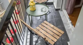 Central Studio Flat - Image 5