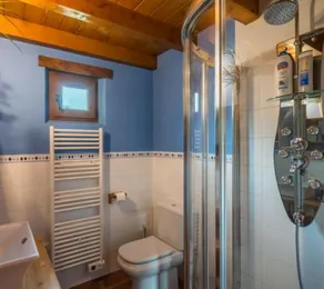 106768 - House in Fontibre - Image 3